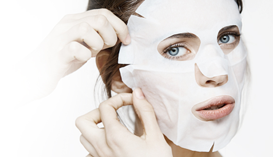 6 razões pelas quais você precisa de um fabricante de máscaras de folha facial de cosméticos para sua marca de beleza